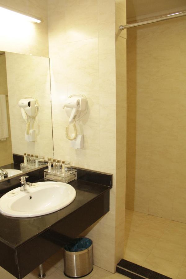 Hotel Victoria Garden Camama Quarto foto