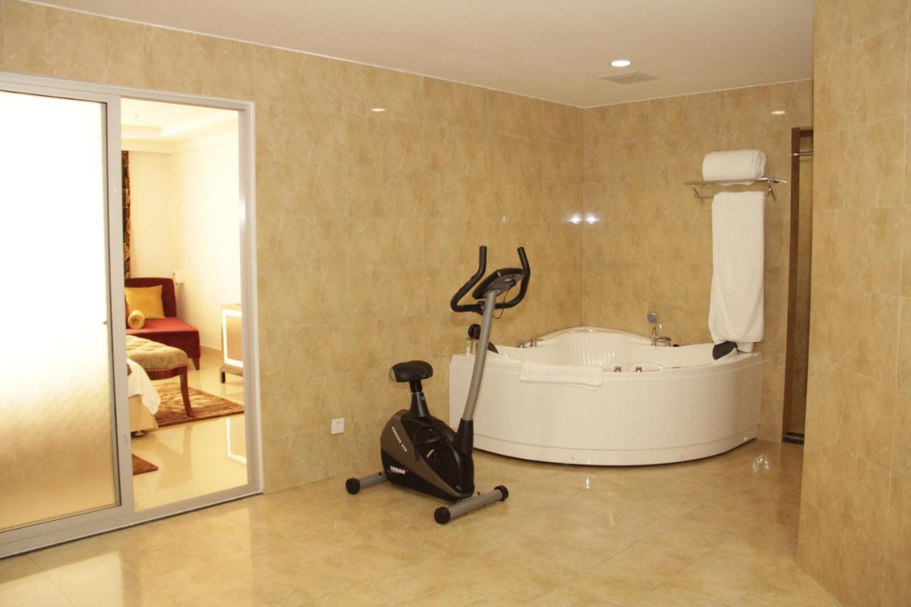 Hotel Victoria Garden Camama Quarto foto